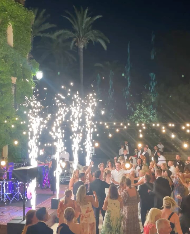 Real wedding — Reception Moments