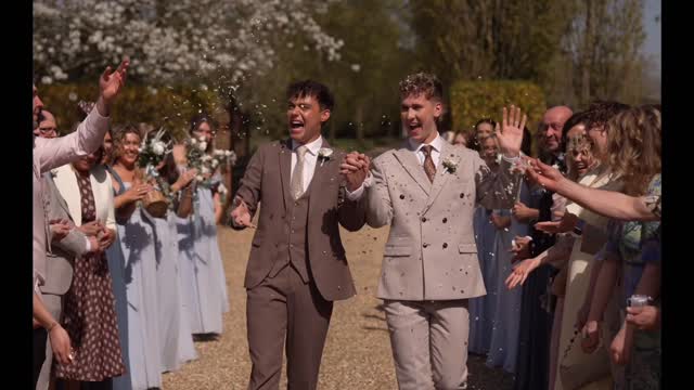 Real wedding — The Week of April 6